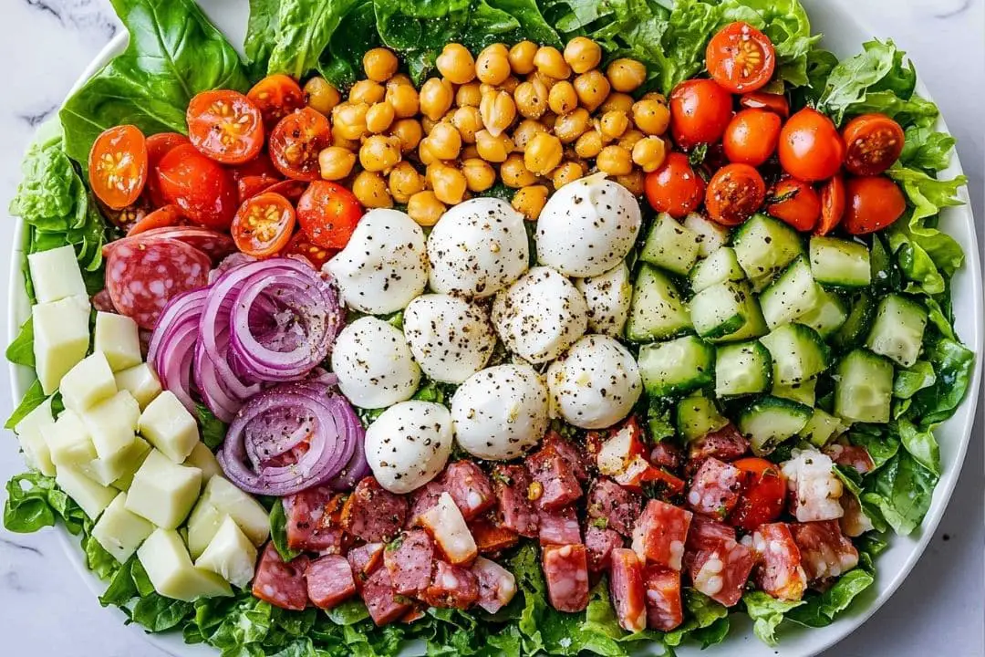 Italian Chopped Salad Recipe: A Burst of Freshness!