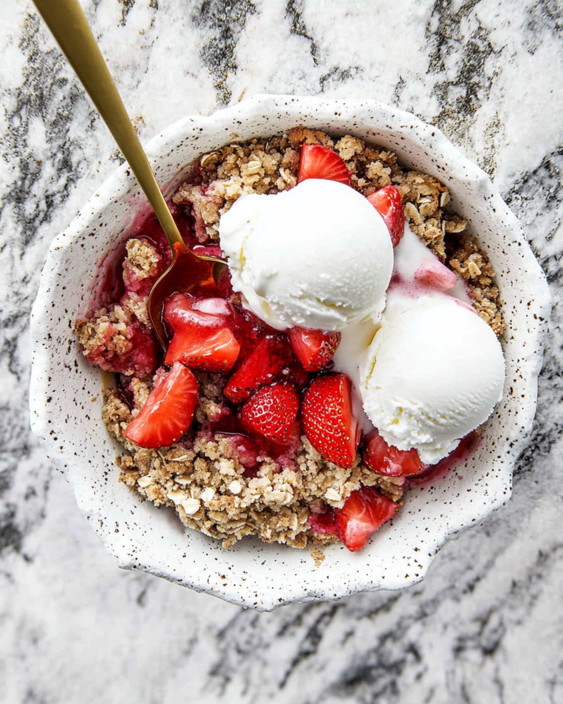 Strawberry Rhubarb Crisp Recipe