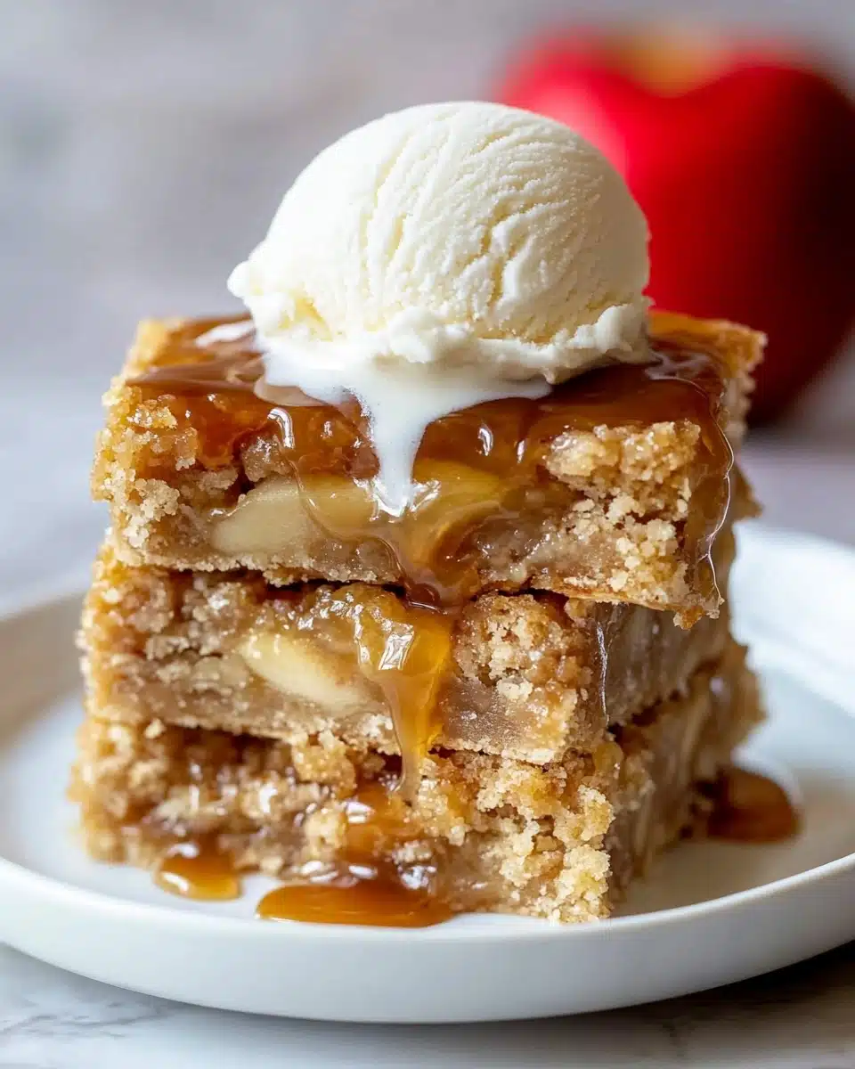 Cinnamon Apple Blondies Recipe